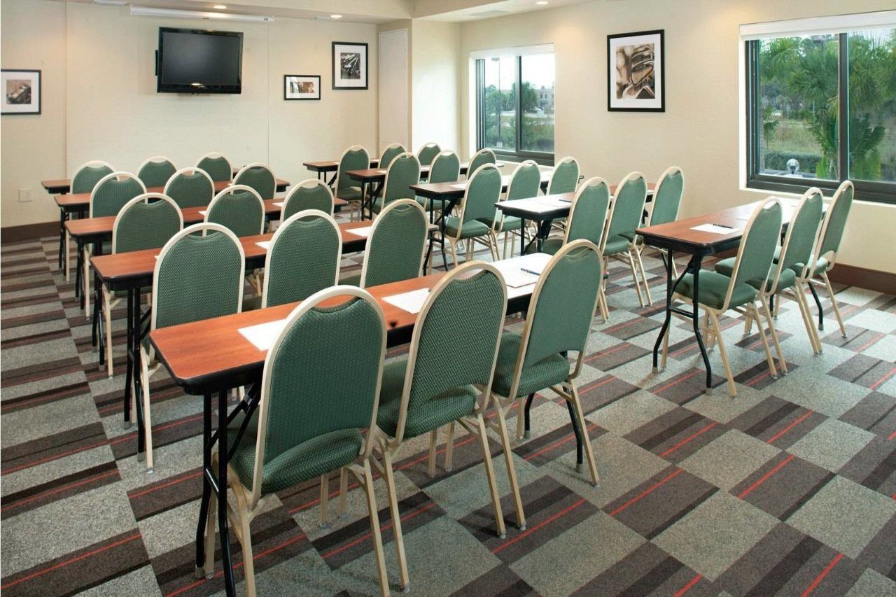 Four Points By Sheraton Fort Myers Airport ภายนอก รูปภาพ