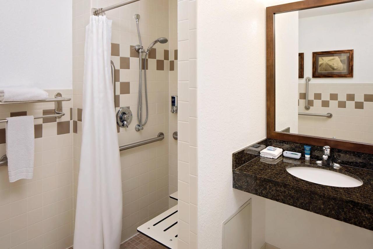 Four Points By Sheraton Fort Myers Airport ภายนอก รูปภาพ